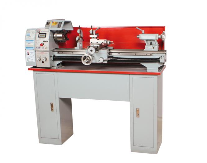 ED 750FD Metalo tekinimo staklės 