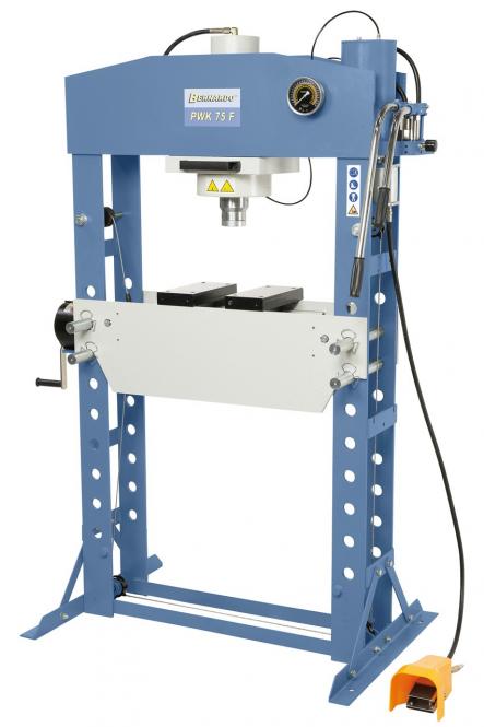 PWK 75 F Rankinis pneumatinis presas 